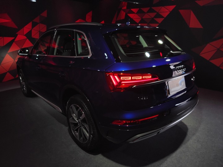 點我看大圖 Audi Q5小改款5色預賞 & 體驗活動分享(圖多)