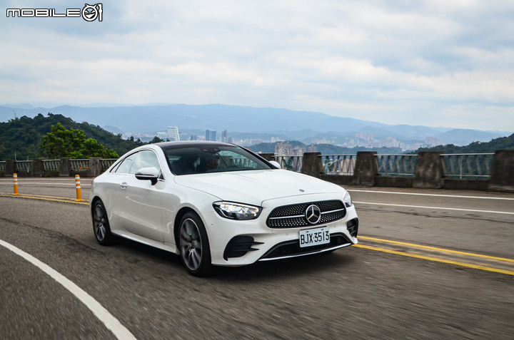 Mercedes-Benz E300 Coupe 試駕,快意優雅又令人嚮往的豪華轎跑車!