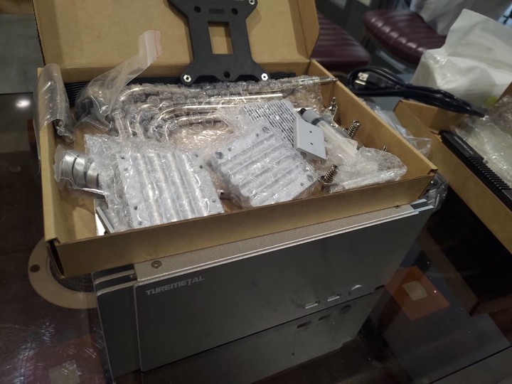 (開箱)自組無風扇HIFI電腦 (零噪音電腦)