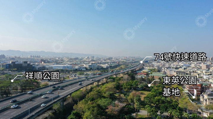 東區 坤悅領秀 宜居建築 74環內 公園第一排 0店面 雙公園 單純戶數 戶戶邊間 雙面採光 新案潛銷