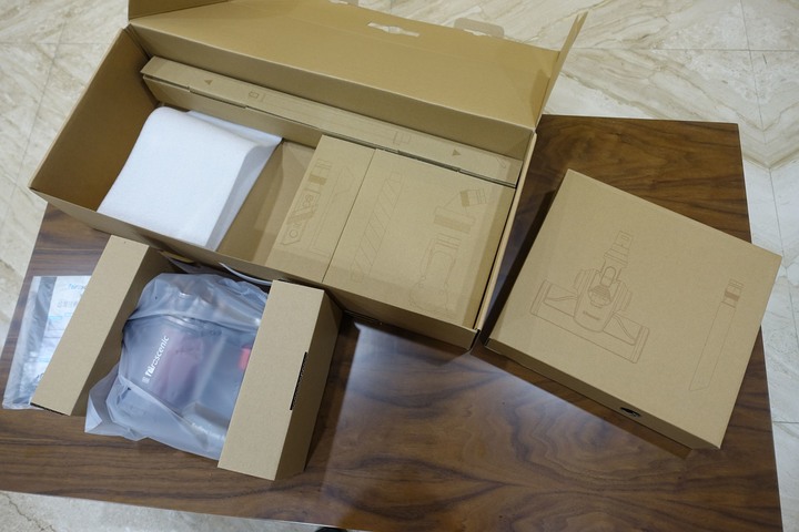 【開箱】物美價廉！萬元不到的超絕神機！Proscenic浦桑尼克P9手持多功能無線吸塵器
