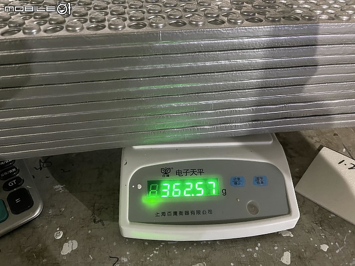 DIY 輕量化睡墊  動手自己做半身睡墊 蛋槽睡墊再加工