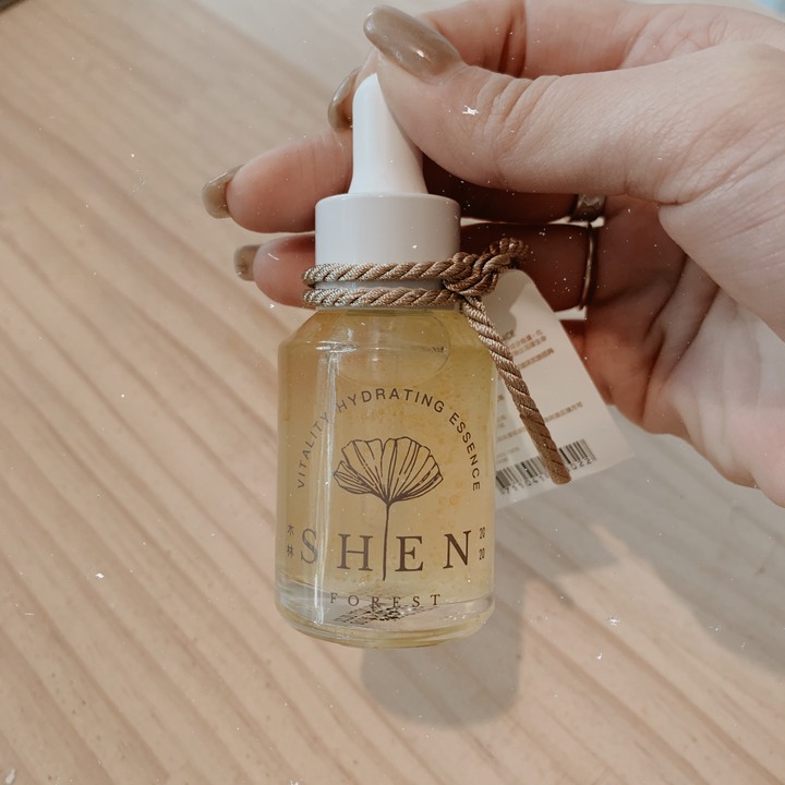 分享我的抗老精華液新寵-森美肌
