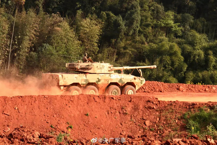 這台輪砲車適合台軍，建議可以大量採購。便宜又好用！