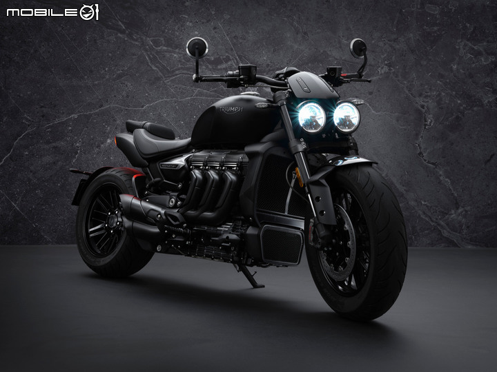 【海外快訊】深黑勁裝 TRIUMPH ROCKET 3 R BLACK、GT TRIPLE BLACK 限量登場