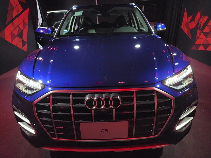 點我看大圖 Audi Q5小改款5色預賞 & 體驗活動分享(圖多)