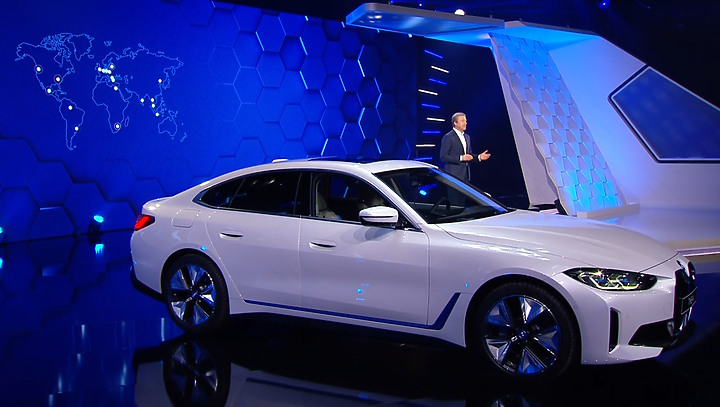 BMW iX / i4 登場