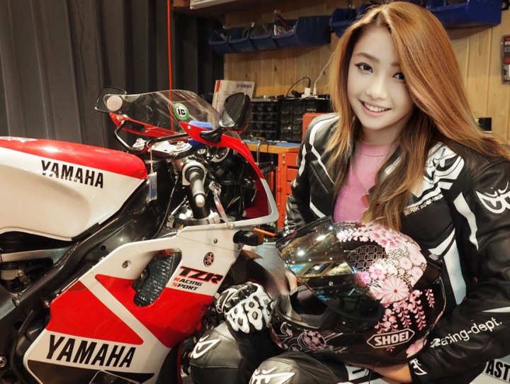 日本近期最肉蒐的甜美的美女重機騎士