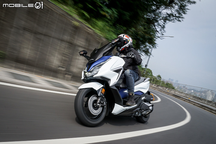 HONDA FORZA 350 獨家試駕|動力大躍進 滿足通勤旅程全面需求