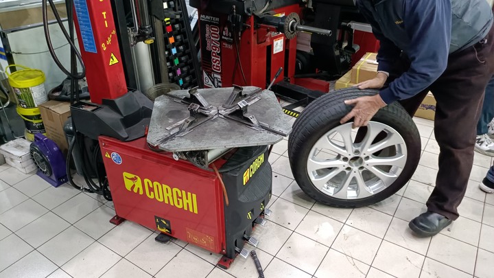 固特異GOODYEAR EAGLE F1 Asymmetric 5 試用文