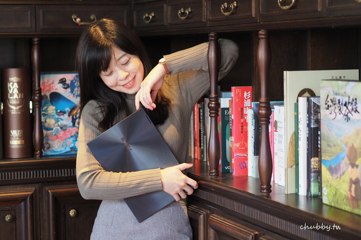 ASUS ZenBook Flip S真的好適合女生喔！UX371EA