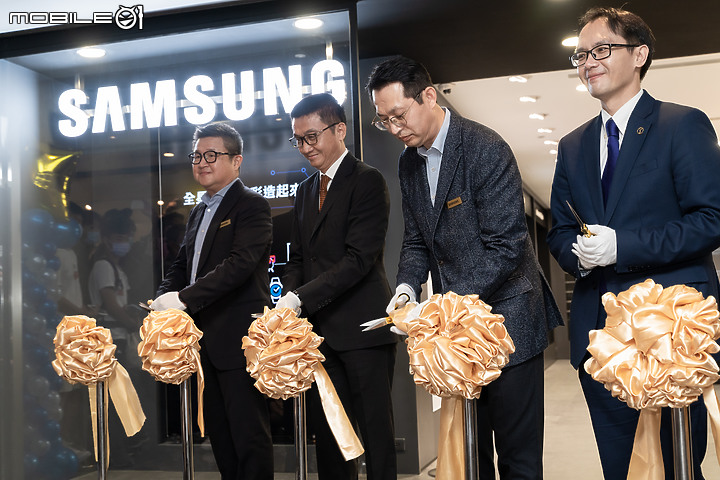 插旗高雄!三星全品體驗館開幕 推8K電視5折、千元福袋抽手機!