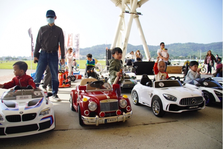 「親子時光」專屬於兒童的車聚