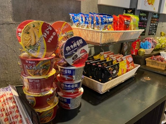 【轉載】零食泡麵吃到飽的住宿