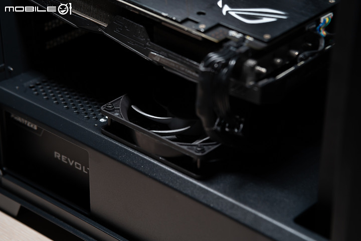 靜音性能兩者兼顧 ANTEC P10 FLUX