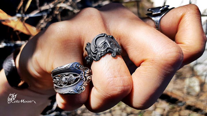 Superbia-Possession憑依戒