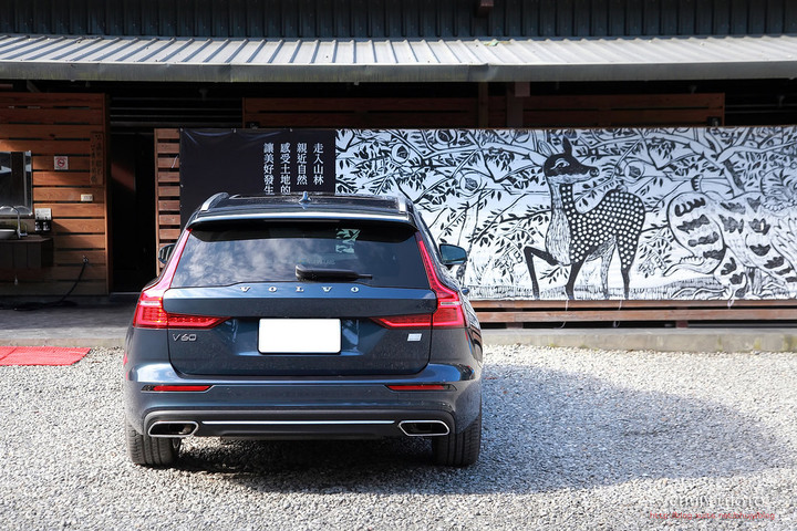 (chujy) Volvo V60 T8 Recharge Inscription 露營。海岸。美景之旅