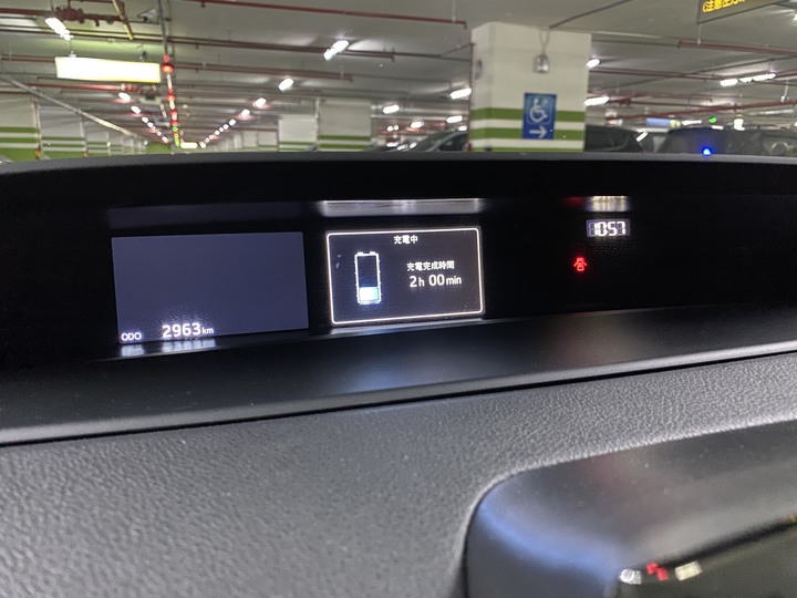 Prius PHV一個月心得,這裡有車友嗎?