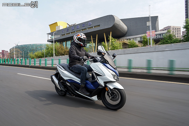 HONDA FORZA 350 獨家試駕|動力大躍進 滿足通勤旅程全面需求