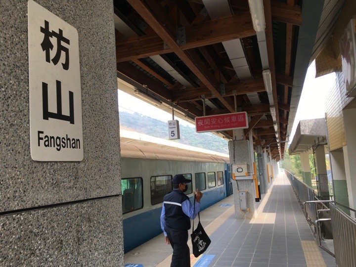 騎訪南迴鐵路上的祕境.枋山車站
