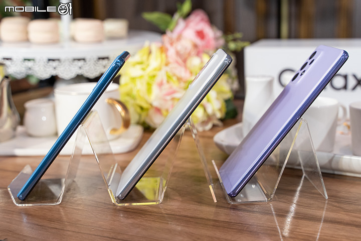 三星Galaxy A52 5G登台 防水、120Hz螢幕售13,990元起
