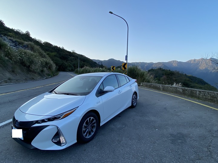 Prius PHV一個月心得,這裡有車友嗎?