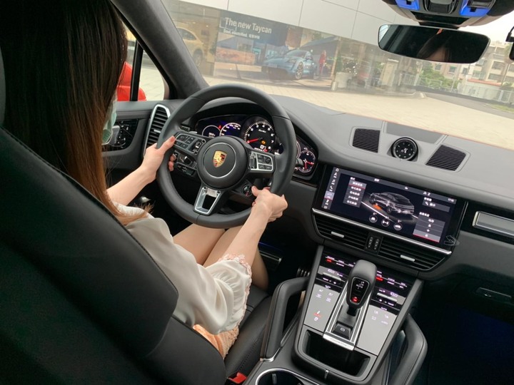 太座視角裡的Cayenne Coupe vs Cayenne