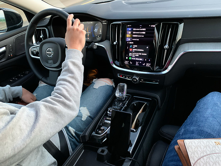 深度試駕VOLVO V60 T8