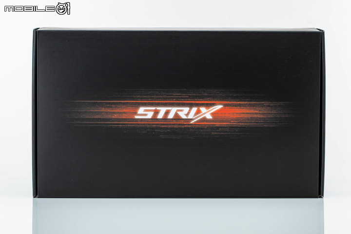 ROG STRIX RX6700XT O12G Gaming 顯示卡開箱實測 高時脈卻有冷靜溫控表現