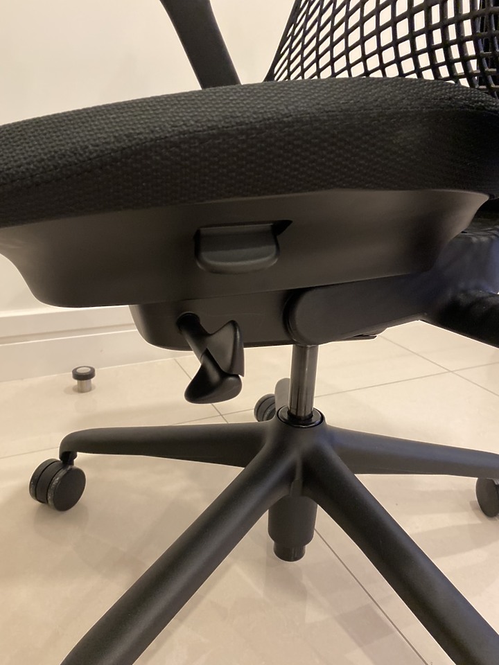 ［開箱］Herman Miller Sayl 三個月使用感想