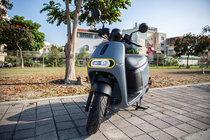 點我看大圖 "開箱文"人生第一台電動機車~gogoro 2 GT