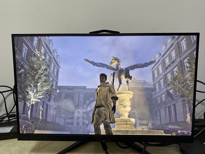 AORUS FI27Q-X 鷹神加持240HZ 電競體驗新突破
