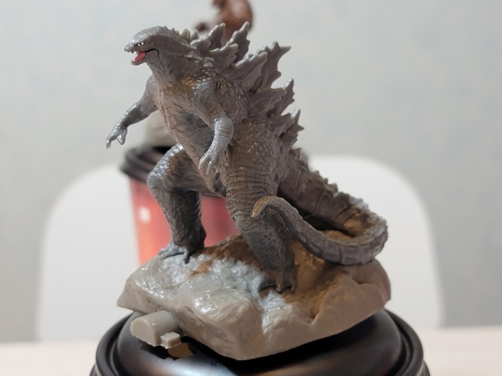 新竹巨城威秀IMAX「哥吉拉大戰金剛」心得 & 公仔/海報分享