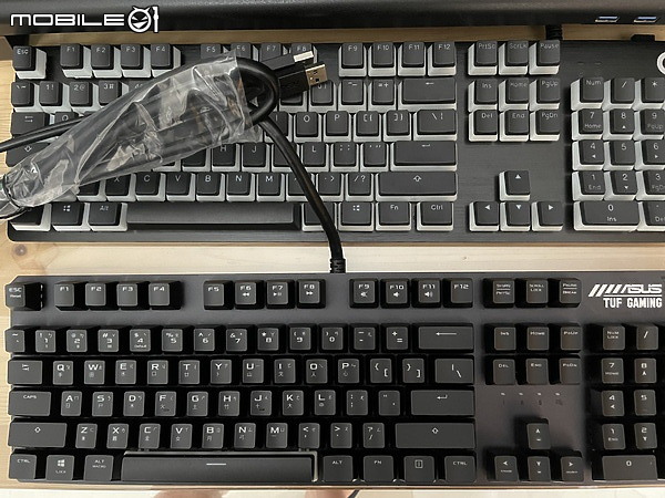 點我看大圖 中規中矩2000有找的青軸 TUF GAMING K3 開箱