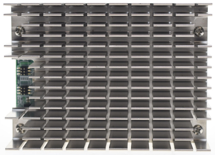 搭載AMD Ryzen的DFI GHF51 1.8吋SBC動手玩