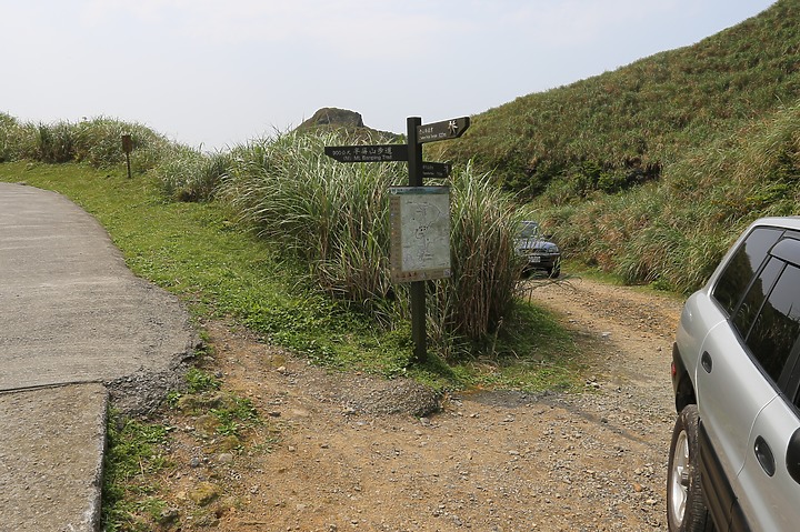 1代RAV4:都會休旅車打卡景點-燦光寮山樹梅礦場