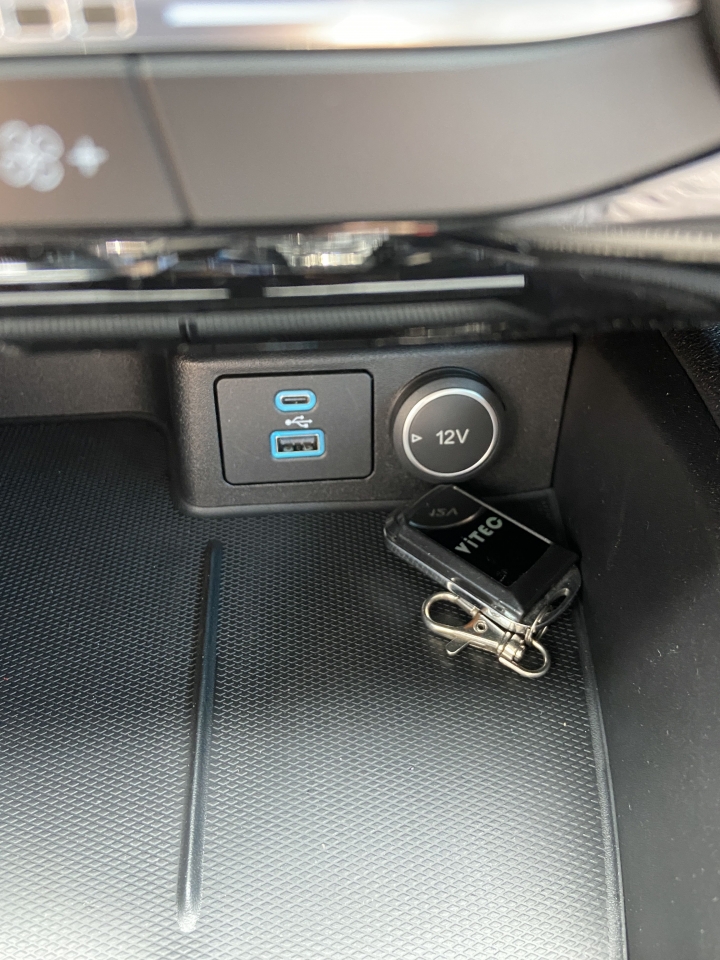 kuga180旗艦版~讓我找回開車的樂趣