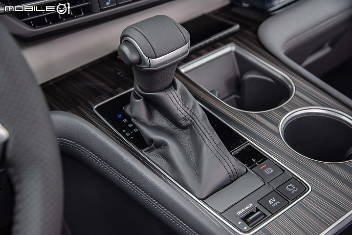 Toyota大改款Sienna鉑金版試駕|動感、舒適、智慧集於一身的超強MPV!