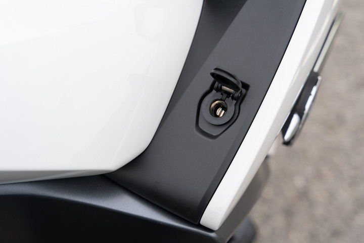 2021 BMW Motorrad R 1250 RT 試駕｜搭載 ACC 自動跟車，劃時代科技休旅登場！