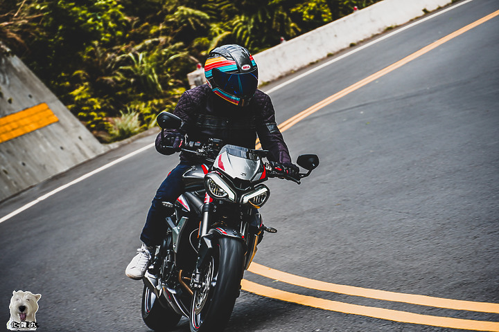 凱旋Triumph 765 RS 2021 (開箱) 第一次在01開箱