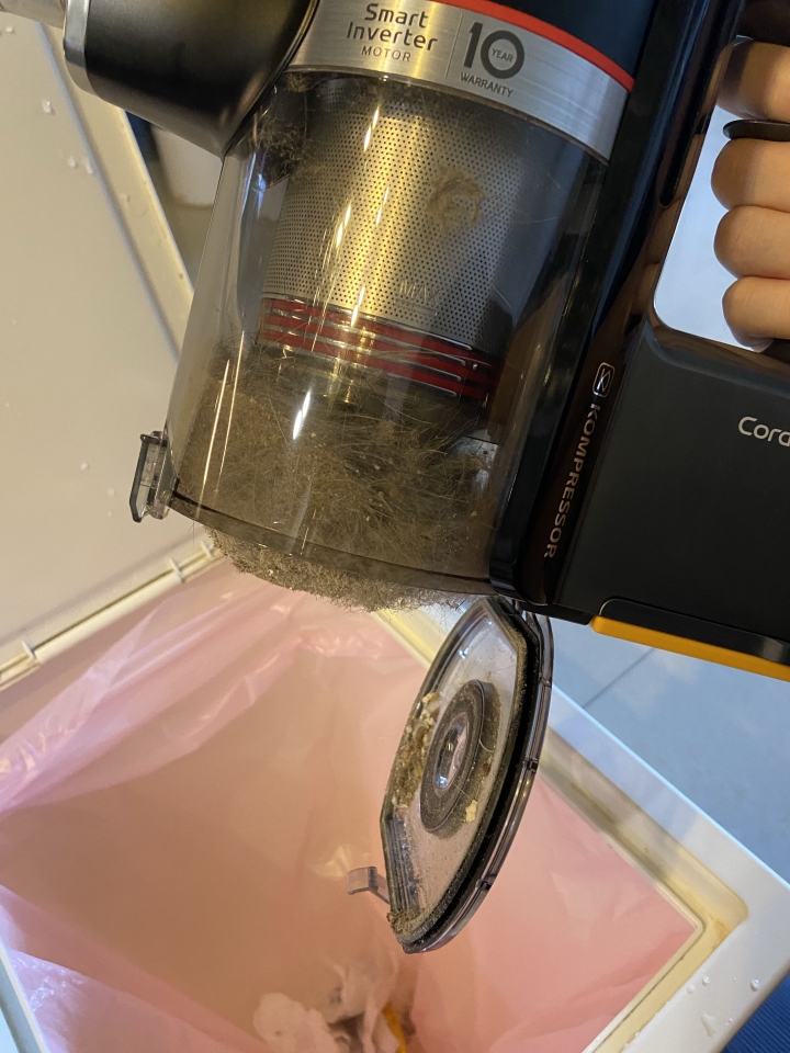 LG CordZero A9K 乾吸濕拖打掃神器 開箱分享（試用）