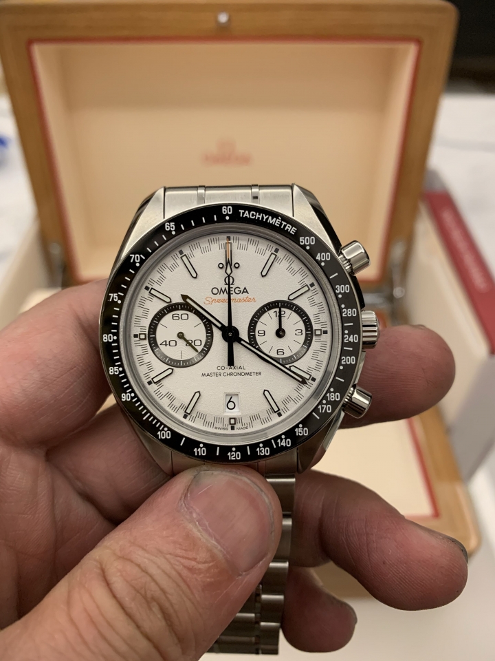 (開箱)OMEGA SPEEDMASTER RACING