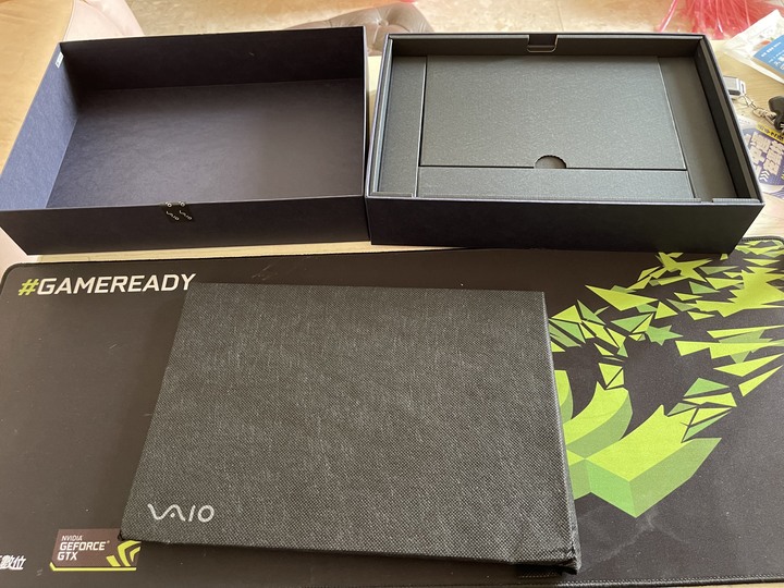 2021 VAIO Z 到手囉 簡單開箱