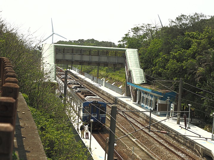 苗栗 竹南 崎頂隧道文化公園｜崎頂一、二號隧道 — 曾經的火車隧道，洞中有洞的驚奇，老少咸宜的散步空間