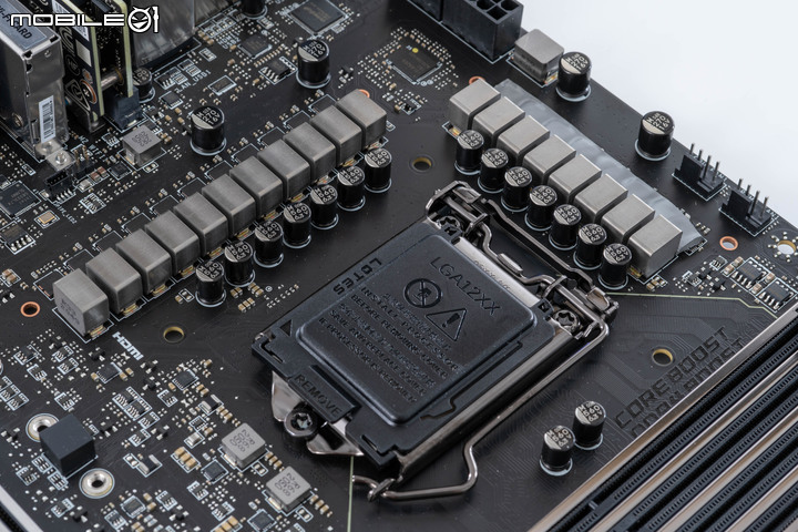 MSI MEG Z590 ACE 主機板開箱實測 以冷靜發揮效能的實力選手