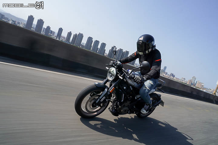 Husqvarna Vitpilen 401 試駕|型男限定的黃牌小鋼炮