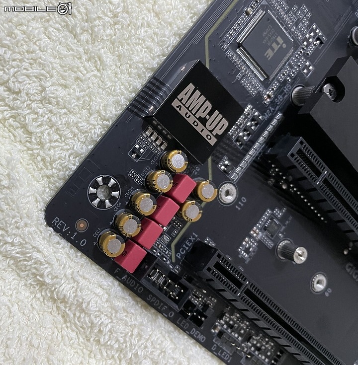 [開箱] 便宜的 6C12T Core i5 11400 / 滿規 B560 AORUS PRO AX