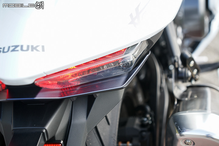 SUZUKI GSX1300R Hayabusa 三代「隼」試駕｜科技加持 經典旅跑全面操控大提升