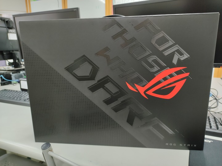 ROG SCAR G733Q 3080 簡易開箱
