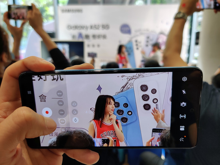 【旗艦規格下放！好玩の超值選擇】 SAMSUNG Galaxy A52 5G 實機上手體驗！
